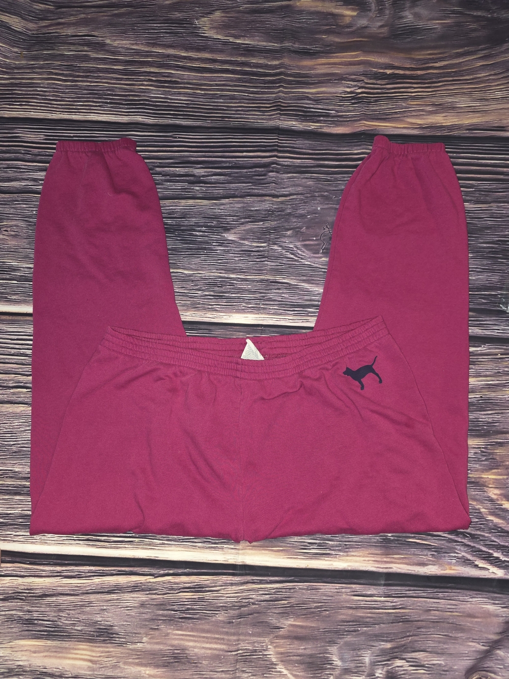 PINK Victoria's Secret Womens Magenta Sweatpants with Dog Logo